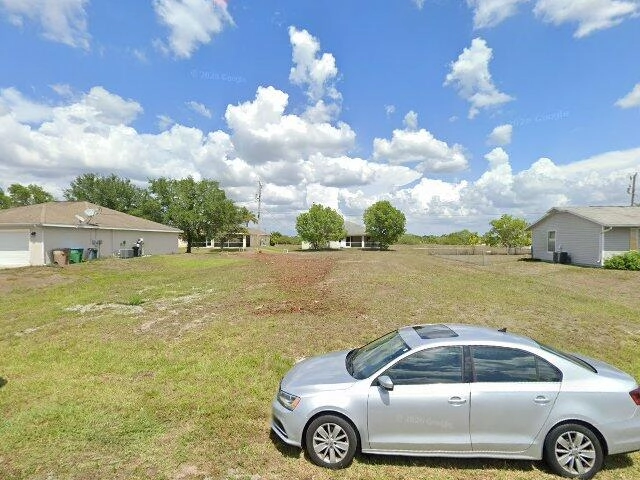 House image located at Cape Coral, FL 33909