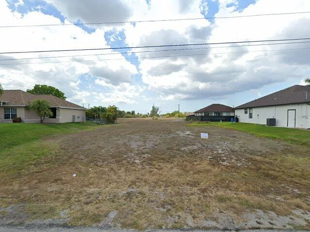 House image located at Cape Coral, FL 33909