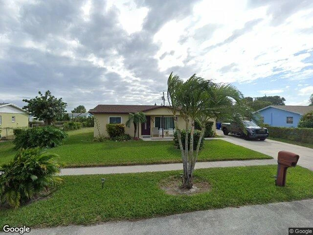 House image located at West Palm Beach, FL 33404