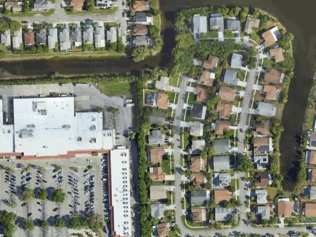 House image located at Hollywood, FL 33025