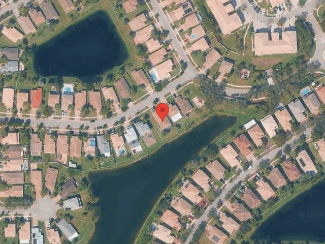 House image located at Hollywood, FL 33027