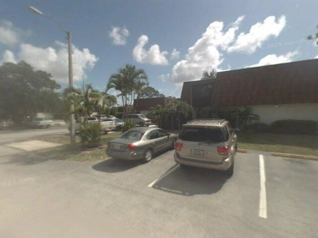 House image located at West Palm Beach, FL 33415