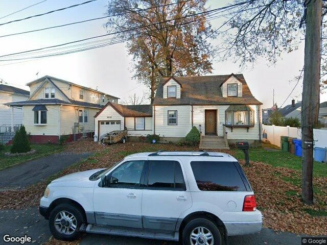House image located at Linden, NJ 07036