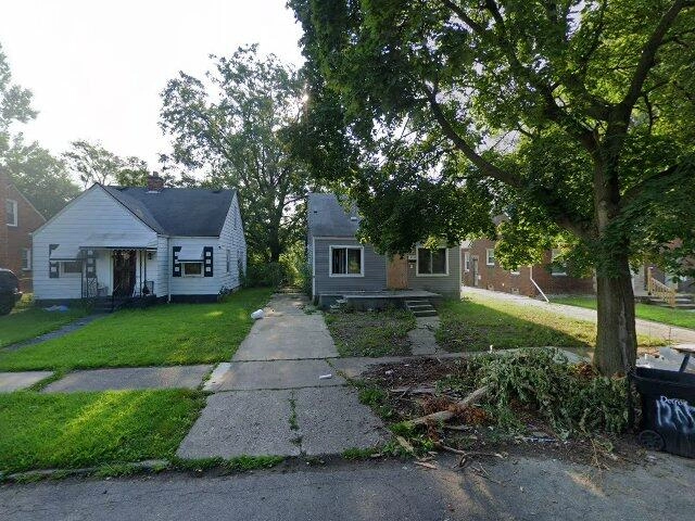 House image located at Detroit, MI 48227