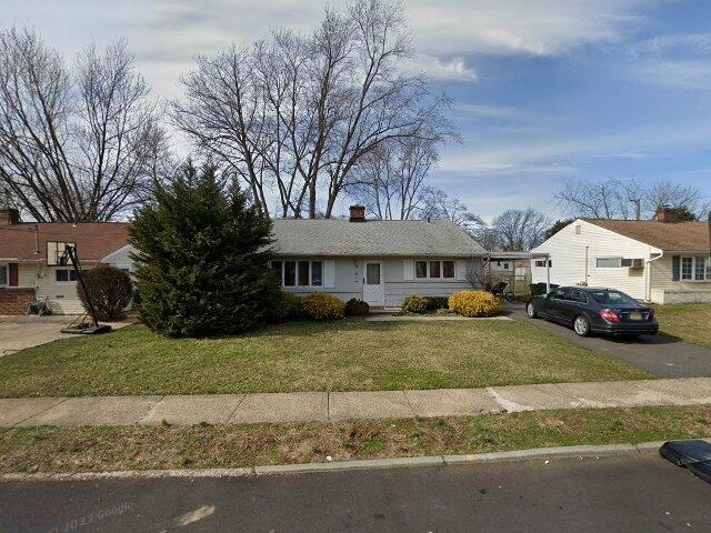 House image located at Baldwinsville, NY 13027