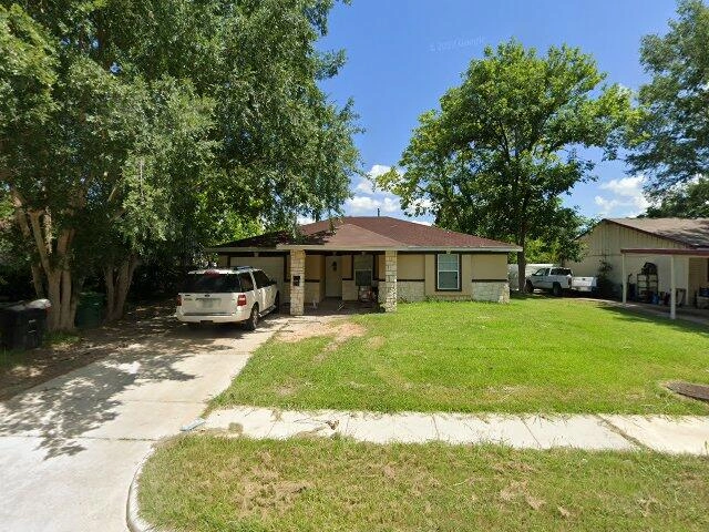 House image located at Houston, TX 77053
