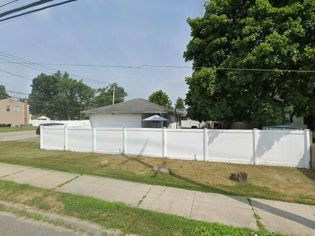 House image located at Holbrook, NY 11741