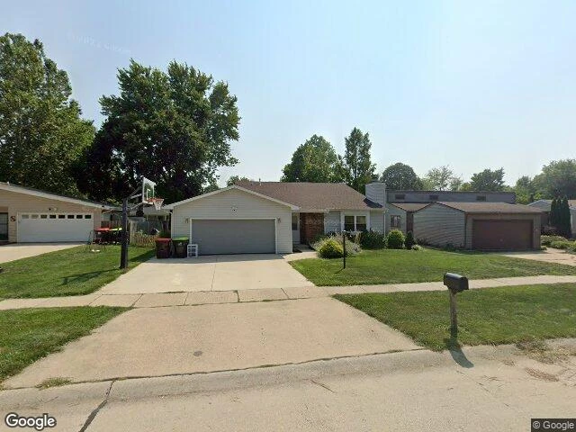 House image located at Champaign, IL 61821