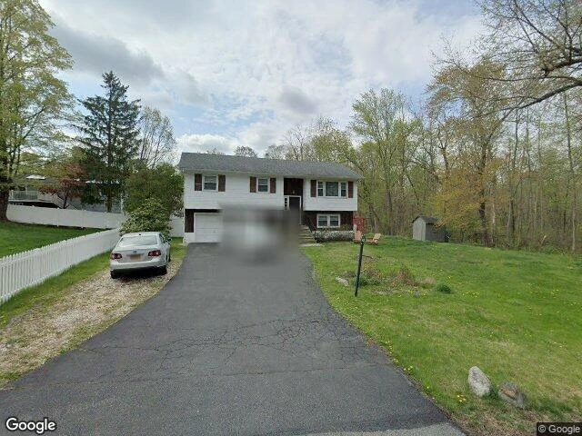House image located at Yorktown Heights, NY 10598