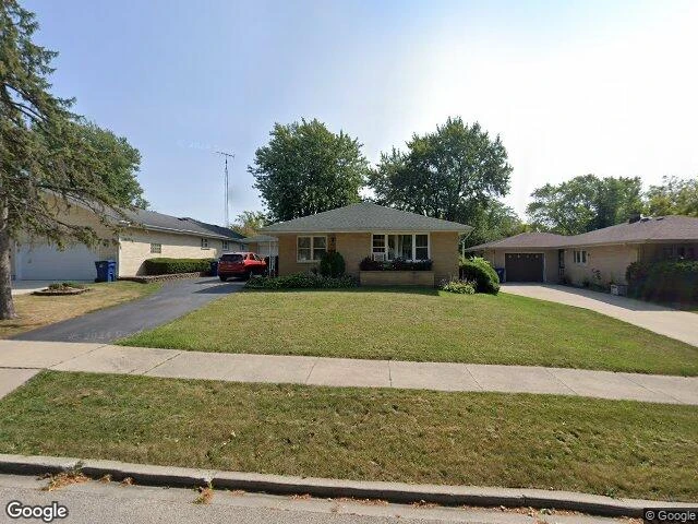 House image located at Waukegan, IL 60087