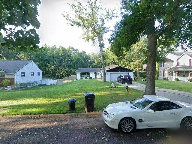 House image located at Peoria, IL 61615
