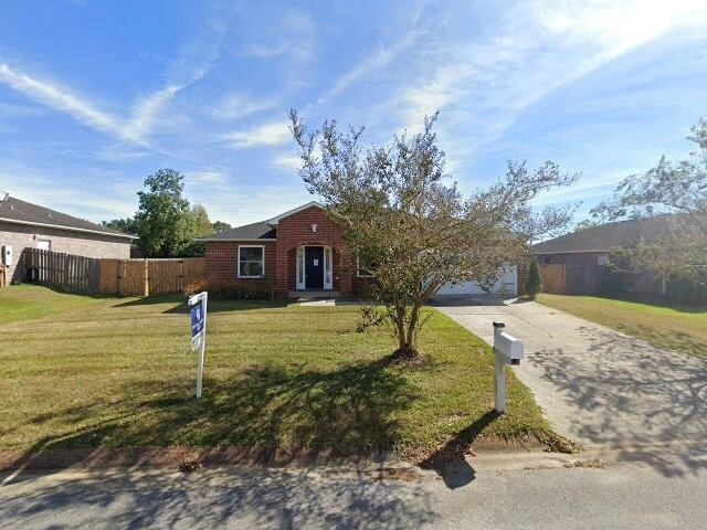 House image located at Milton, FL 32571