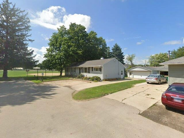 House image located at Clarendon Hills, IL 60514