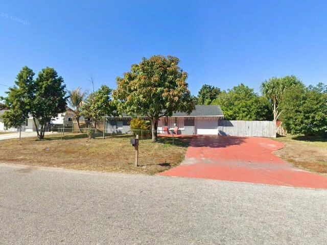 House image located at Lehigh Acres, FL 33936