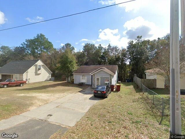 House image located at Crestview, FL 32539