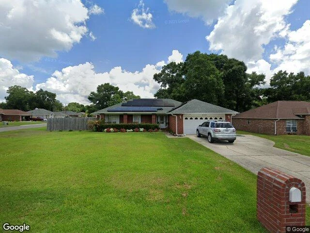 House image located at Milton, FL 32570
