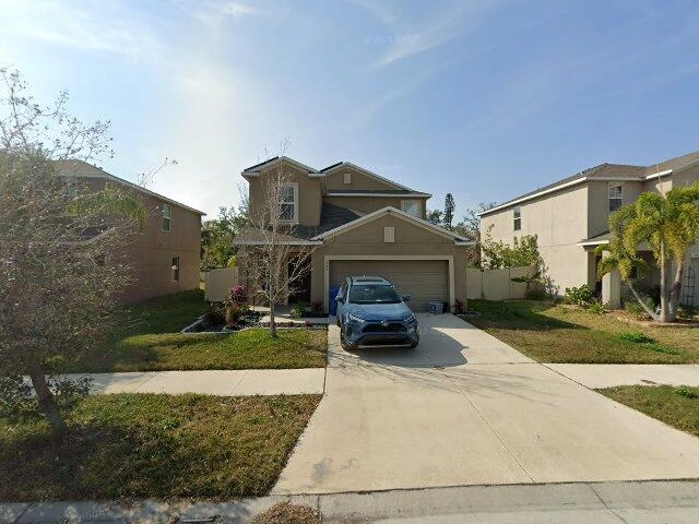 House image located at Ruskin, FL 33570