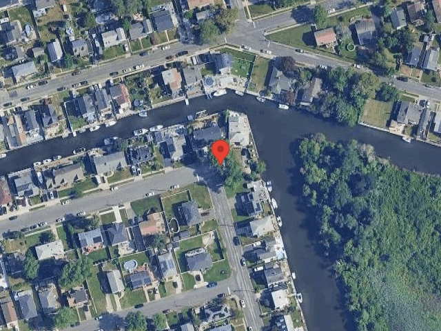 House image located at Lindenhurst, NY 11757