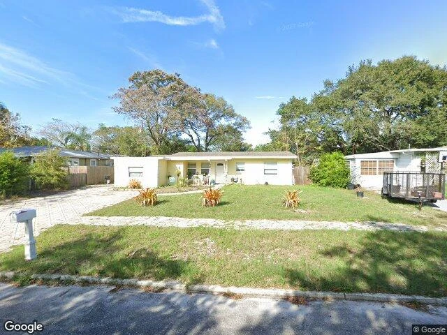 House image located at Saint Petersburg, FL 33713