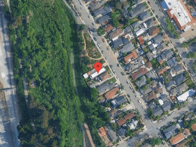 House image located at Medford, OR 97501
