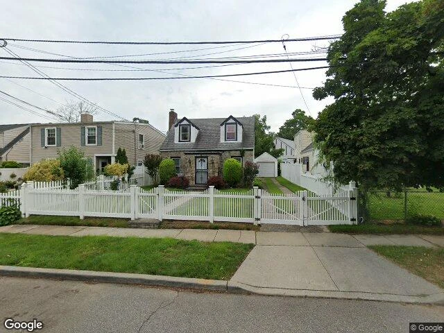 House image located at Freeport, NY 11520