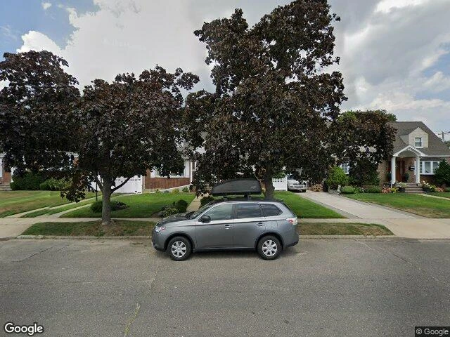 House image located at Franklin Square, NY 11010