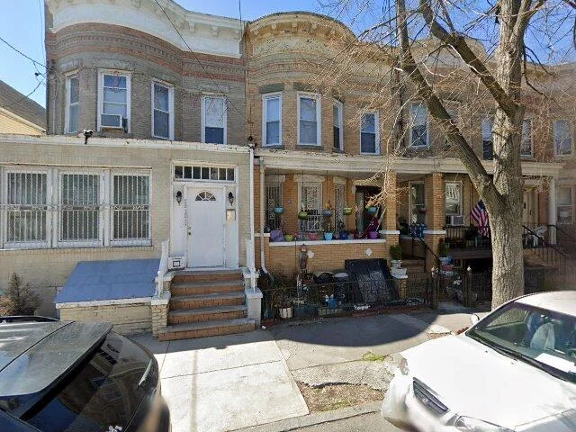 House image located at Woodhaven, NY 11421