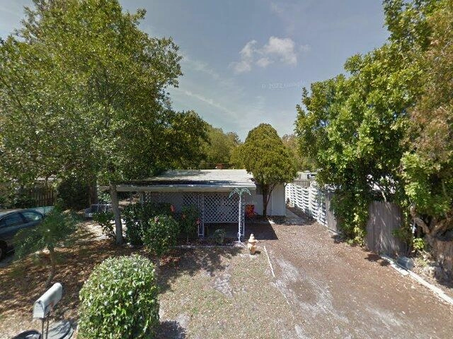 House image located at Saint Petersburg, FL 33707