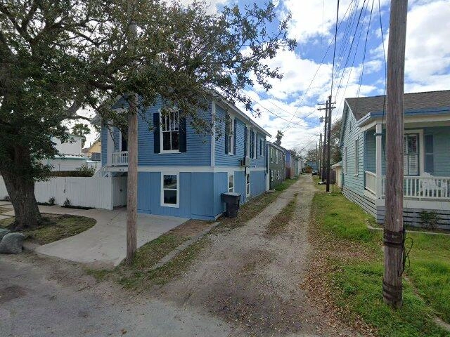 House image located at Galveston, TX 77550