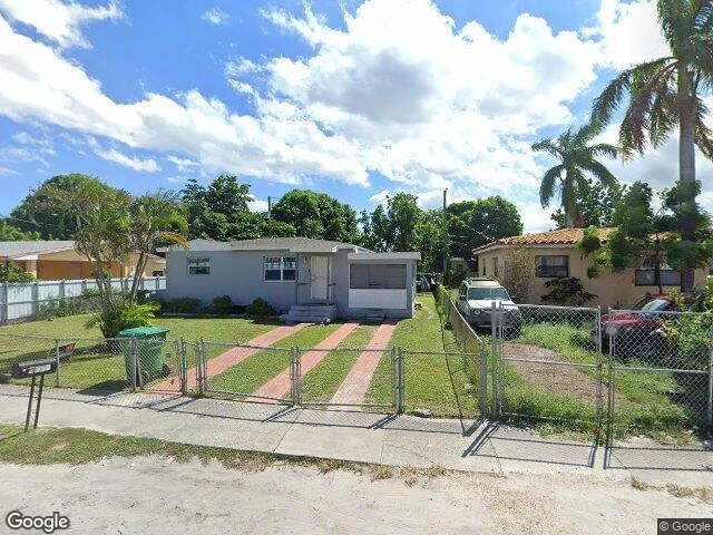 House image located at Miami, FL 33168