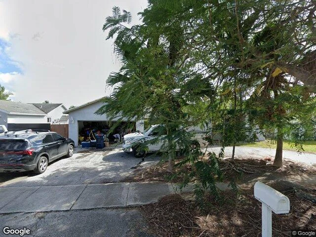 House image located at Miami, FL 33186