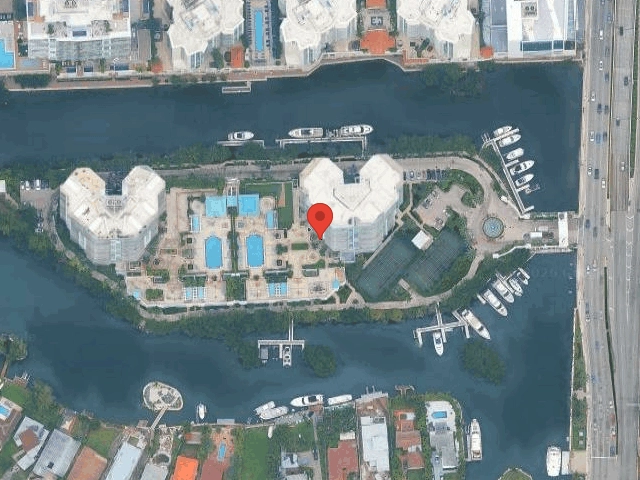 House image located at North Miami Beach, FL 33160