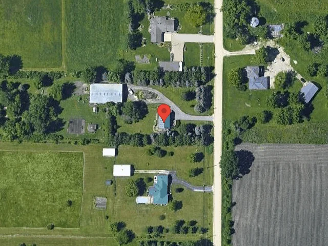 House image located at Waterloo, IA 50703