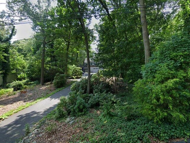 House image located at Trenton, NJ 08609