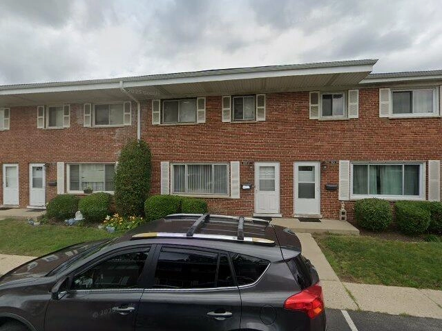 House image located at Mount Prospect, IL 60056