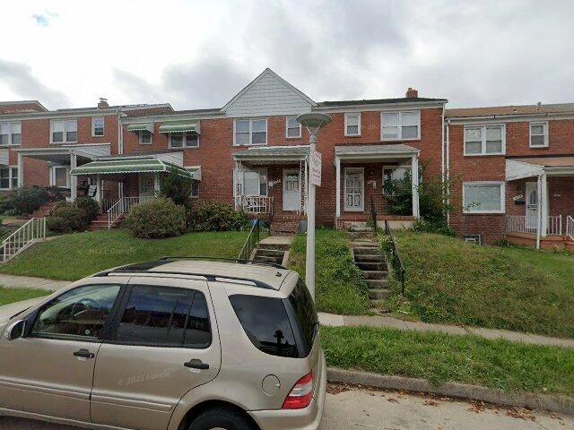 House image located at Indianapolis, IN 46201