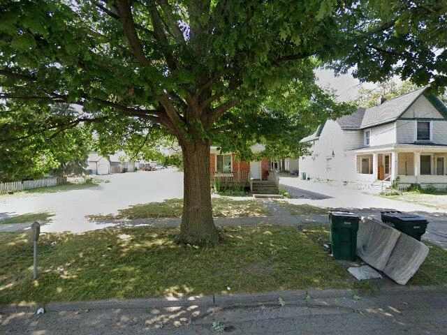 House image located at Lansing, MI 48933