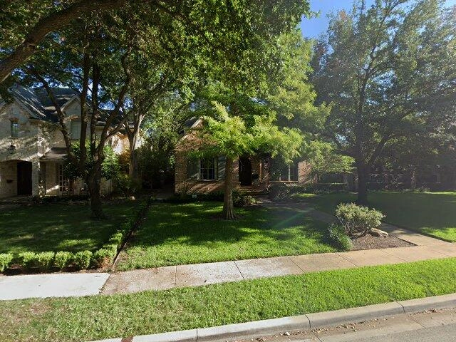 House image located at Farmington, NM 87402