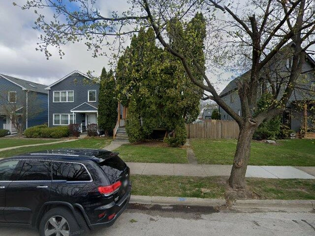 House image located at Evanston, IL 60201