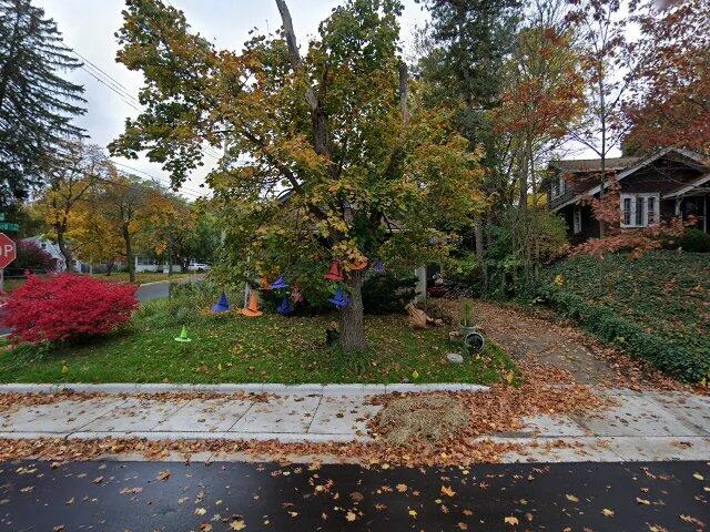 House image located at Lansing, MI 48910