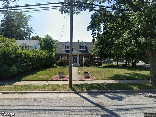 House image located at Freeport, NY 11520