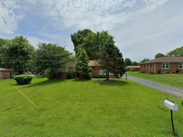 House image located at Louisville, KY 40272