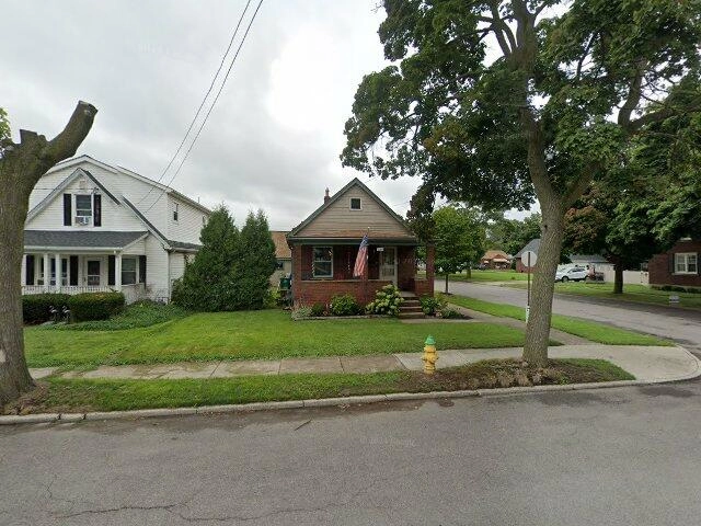 House image located at Niagara Falls, NY 14305