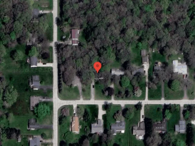 House image located at Burton, OH 44021