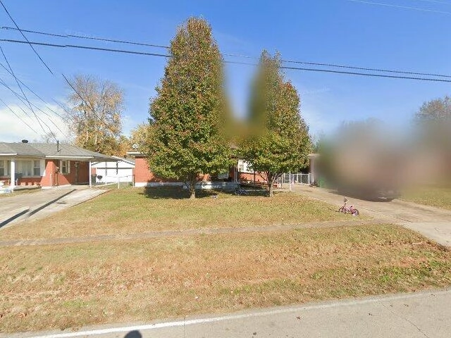 House image located at Louisville, KY 40216