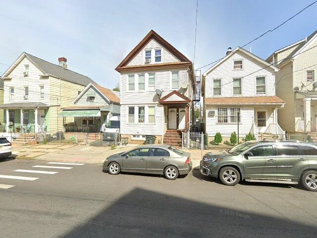 House image located at Elizabethport, NJ 07206