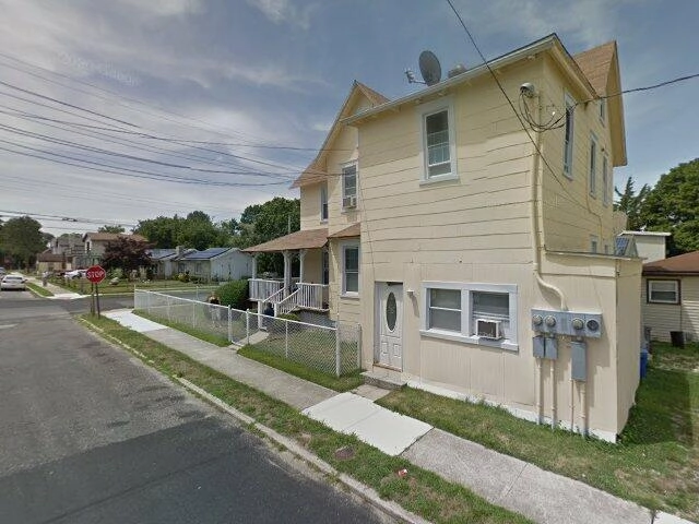 House image located at Syracuse, NY 13212