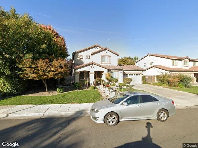House image located at Fresno, CA 93727