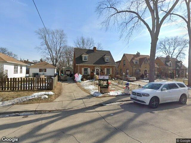 House image located at Elgin, IL 60120