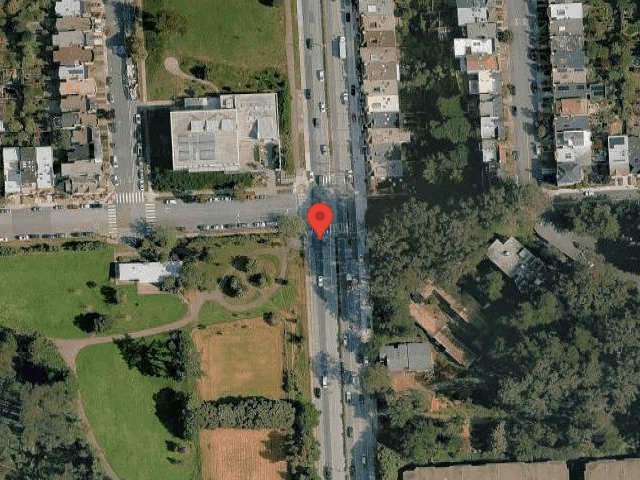House image located at Oakland, CA 94606